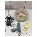 Engraver & glue gun w glue