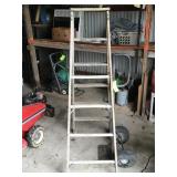 ladder and 2 wheel cart w flat tire