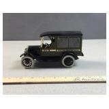 ERTL 1923 Chevrolet Delivery Van coin bank