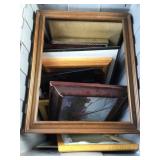Tote of picture frames