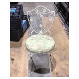 Lewis burg Metal chair with cushion