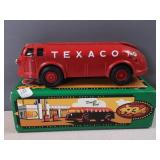 1994 ERTL Texaco 1934 Diamond T Tanker 'Doodle