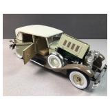 1930 packard signature 1/18 scale die cast model