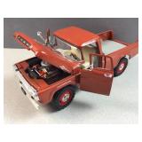 Road signature 1959 Ford F-250 1/18 scale die