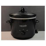 Small black crock pot slow cooker