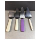 (4) commercial kitchen pie servers