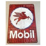 Modern Mobil gas tin sign decor