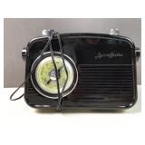 Modern vintage design radio