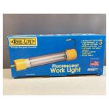 Flourescent work likght new in box