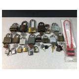 Qty of vintage locks and keys