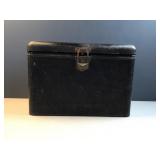 Vintage metal latching box - no key