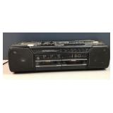 GE model PB3-5635A AM / FM radio Dual Cassette
