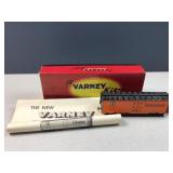 Santa Fe Grand Canyon refer Varney HO train car