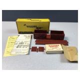 L & N Box Car Varney HO train car kit