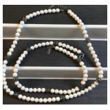 17ï¿½ & 24ï¿½ white agate beaded .925 sterling silver