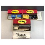 (3) HO guage model railroad cars