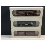 (3) HO guage model railroad cars