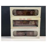 (3) HO guage model railroad cars