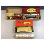 (3) HO guage model railroad cars