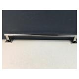 towel bar