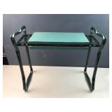 gardeners working bench / kneeler