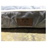 Wnpethome Quilted Gray Pet Bed