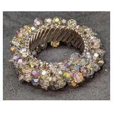Vintage Expansion Cha Cha Iridescent Bead Bracelet