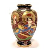 Vintage Japanese Satsuma Moriage Gilt Vase