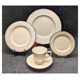 Lenox China Opal Innocence 5 Piece Place Setting B