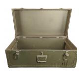 Vintage Heavy Sturdy Metal Trunk Chest Vintage Heavy Sturdy Metal Trunk Chest