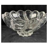 Crystal Clear Bowl Scalloped Rim w Twist Design