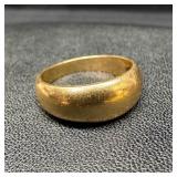 14k Gold Graduated Ring