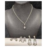 Vintage Silver Tone Unsigned Rhinestone Necklace A