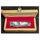 Damascus Steel Fold Up White Bone Handle Knife Ret