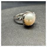Sterling Silver Pearl Flower Ring