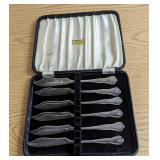 Vintage 6 Silverplated Fish Or Butter Knives