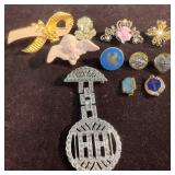 Vintage Brooch and Lapel Pin Collection Set of Ele