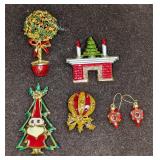 5 Christmas Themed Brooch Pins And Earring Set