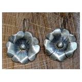 Vintage BL Sterling Silver Flower Earrings