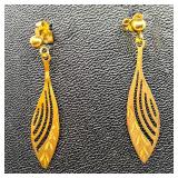 Pair of 14k Gold Dangle Earrings Abstract Leaves