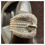 Ribbed Accent Diamond and Moissanite Sterling 925