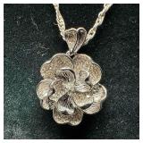 EA 925 Sterling Silver Flower CZ Pendant and Italy