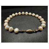 14k Gold Clasp Pearl Bracelet 8"