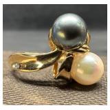 14k Gold Black & White Pearl Statement Ring