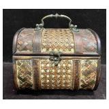 Small Vintage Wicker Style Vanity Chest