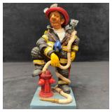 Guillermo Forchino The Firefighter Sculpture Figur