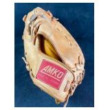Vintage AMKO 379L Catchers Mitt