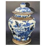 Antique Chinese Blue And White Porcelain Ginger Ja
