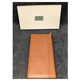 Cutter and Buck Brown Leather Zip Around Auto Orga