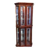 Wooden Pulaski Furniture Corporation Curio Cabinet